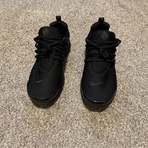 Nike Black Athletic Sneakers